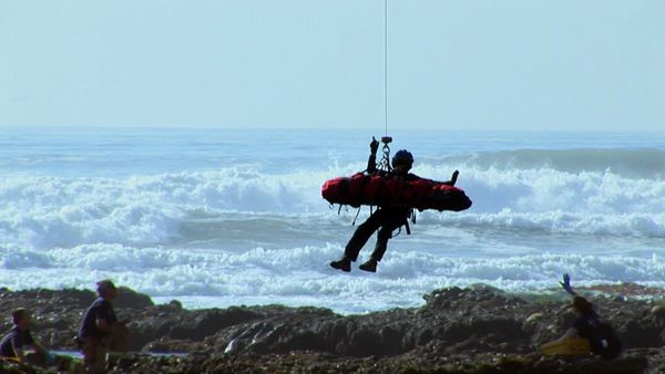 Lifeguard! - High Surf, High Stakes!