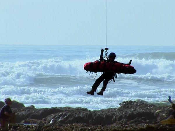 Lifeguard! - High Surf, High Stakes!