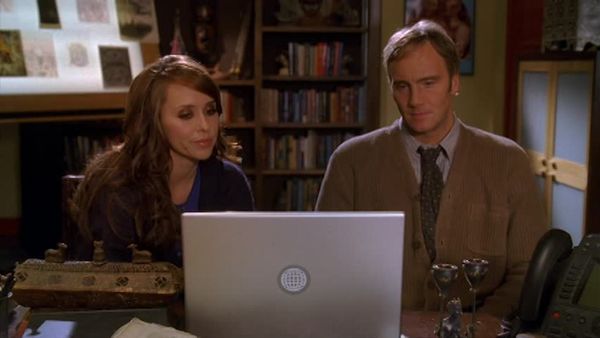 Ghost Whisperer - The Walk In