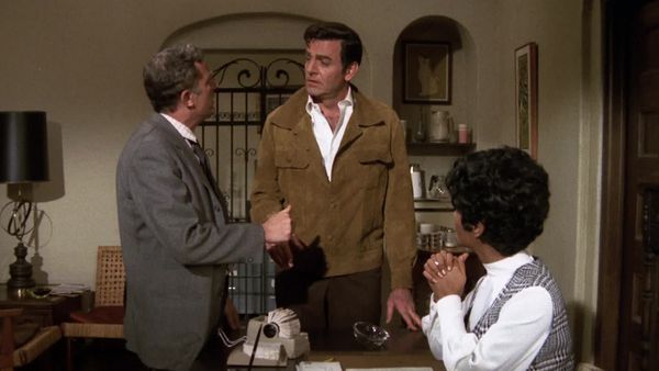 Mannix - Merry-Go-Round for Murder