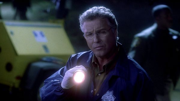 CSI: Crime Scene Investigation - Chasing the Bus