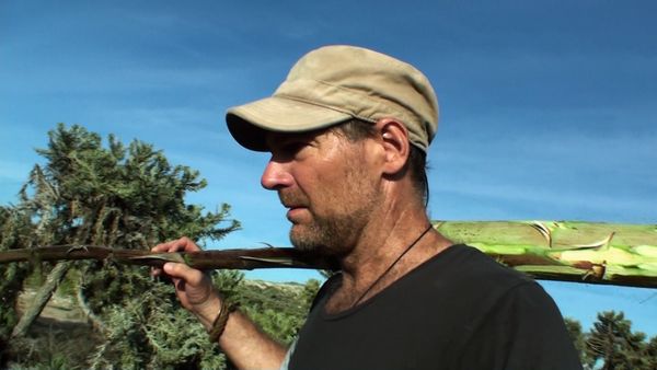 Survivorman - Madagascar The Antanosy and the Antandroy