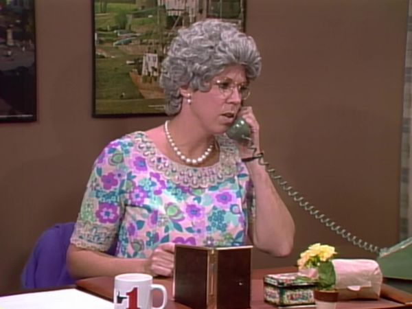 Mama's Family - Mama Gets a Job