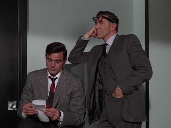 Mannix - Eight to Five, It's a Miracle