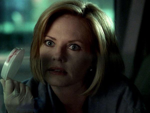 CSI: Crime Scene Investigation - Caged