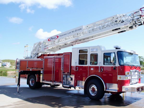 Mega Manufacturing - Pierce Manufacturing: Fire Trucks