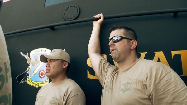 Border Invasion USA - Drugs, Mules and Smugglers