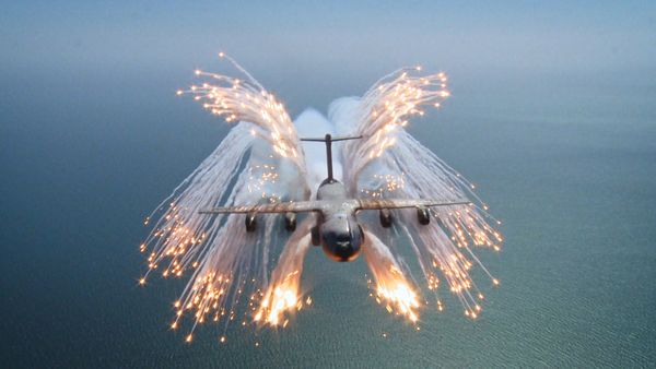 Ultimate Vehicles - Extreme Military Aircraft