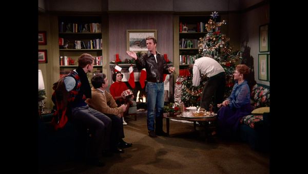 Happy Days - Guess Who's Coming to Christmas