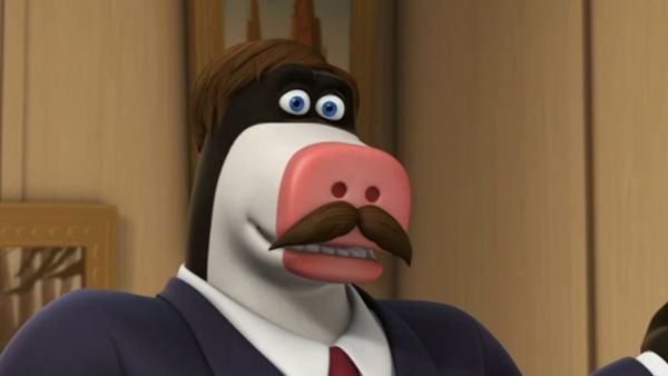 Back at the Barnyard - Otis de cuatro hojas / Vaca policía