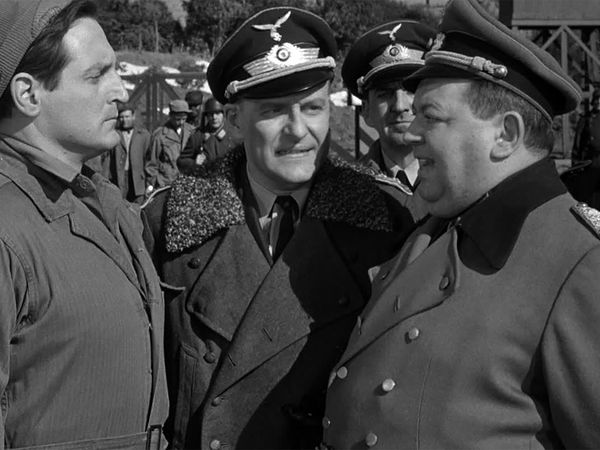 Hogan's Heroes - The Informer