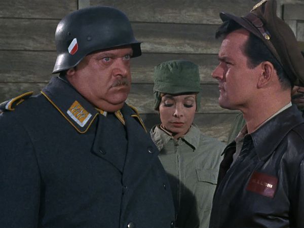 Hogan's Heroes - Hold That Tiger