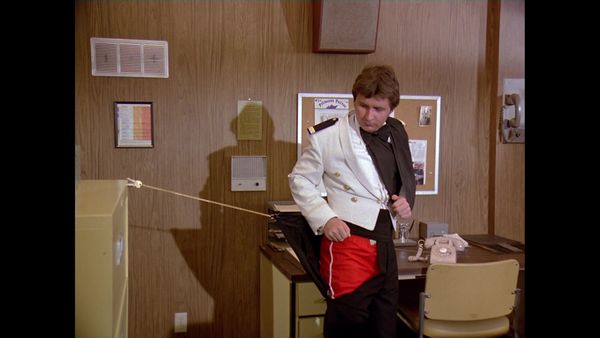 The Love Boat - The Identical Problem / Julie's Old Flame / The Jinx