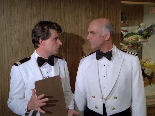 The Love Boat - Doc's Big Case/ Senior Sinners/ Abooming Romance