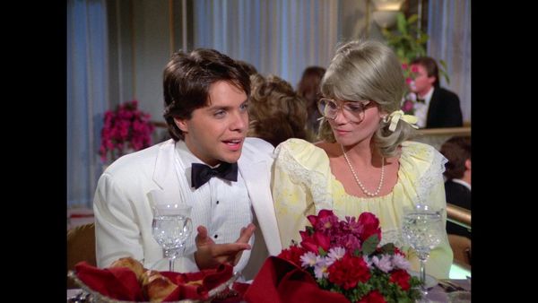 The Love Boat - Julie's Blind Date/ Dee Dee's Dilemma/ The Prizewinner