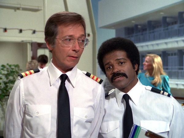 The Love Boat - Love On Strike/ Looking For Mr. Wilson/ The Last Case