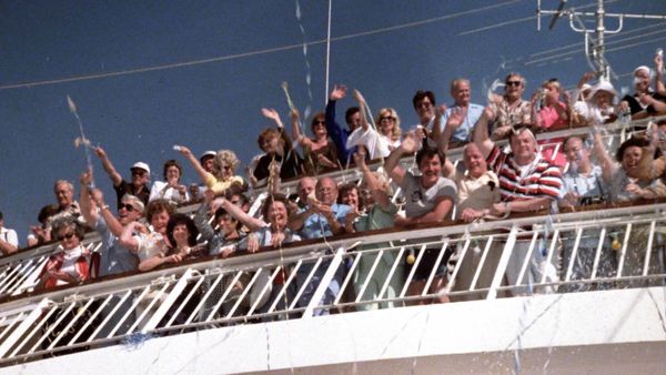 The Love Boat - Soap Gets In Your Eyes/ A Match Made In Heaven/ Tugs Of The Heart