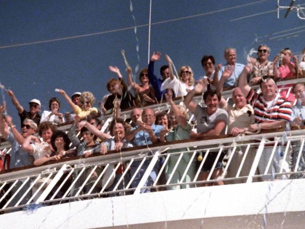 The Love Boat - Soap Gets In Your Eyes/ A Match Made In Heaven/ Tugs Of The Heart