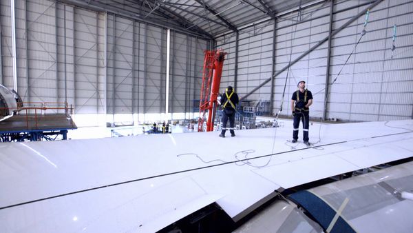 Mega Pit Stops - Airplane Heavy Maintenance