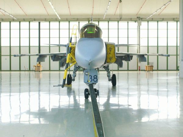 Mega Pit Stops - Fighter Jet