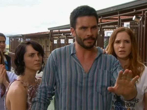Los Secretos De Lucia - Episodio 11
