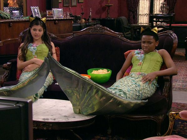 A Família Hathaway - Melhores Amigas Assombradas