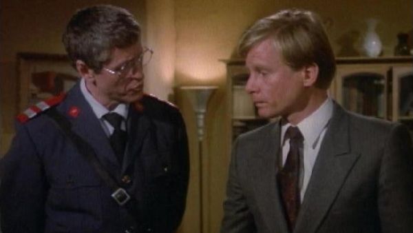 MacGyver - Every Time She Smiles (Aka "Together Forever")