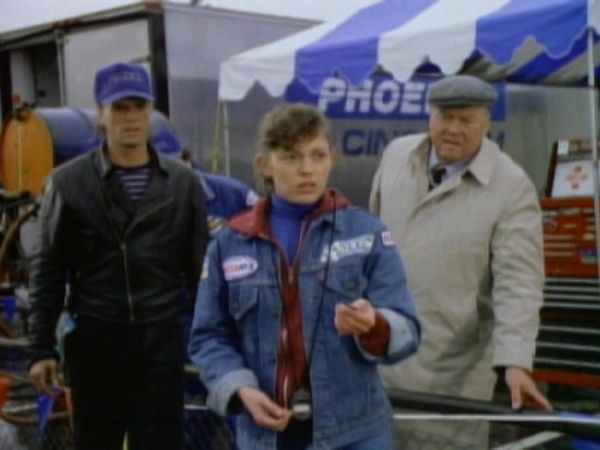 MacGyver - Collision Course