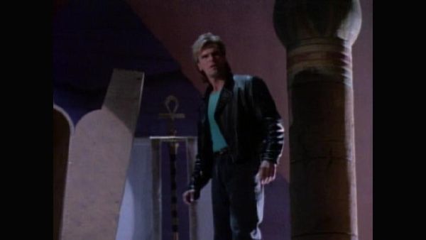 MacGyver - Cleo Rocks