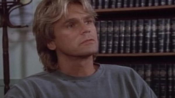 MacGyver - Off the Wall