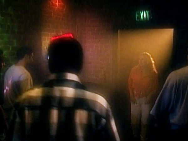 Unsolved Mysteries with Dennis Farina - Episode 8