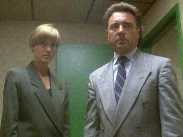 Unsolved Mysteries with Dennis Farina - Episode 22