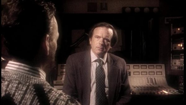 Unsolved Mysteries with Dennis Farina - Episode 11