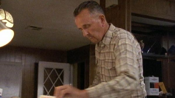 Unsolved Mysteries with Dennis Farina - Episode 16