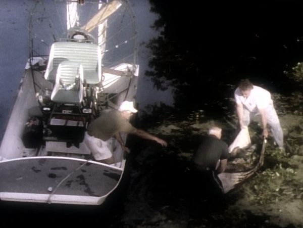 Unsolved Mysteries with Dennis Farina - Episode: 12