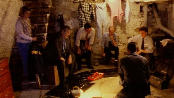 Unsolved Mysteries with Dennis Farina - Episode 2