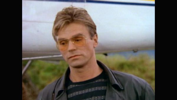 MacGyver - On A Wing And A Prayer