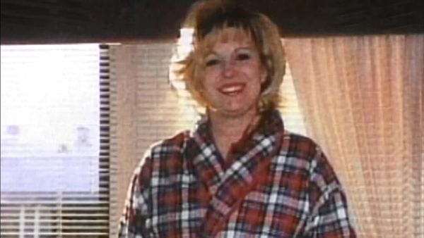 48 Hours - 48 Hours What She Did For Love