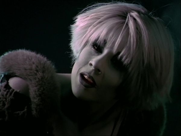 Farscape - Farscape: S2 E9 - Out Of Their Minds