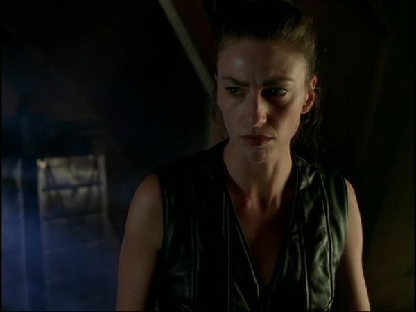 Farscape - Farscape: S2 E14 - Beware Of Dog