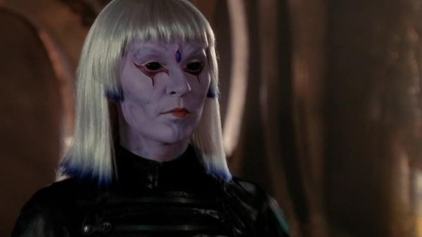 Farscape - Farscape: S3 E11 - Incubator