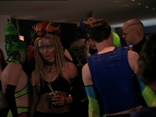Farscape - Farscape: S3 E13 - Scratch 'N Sniff
