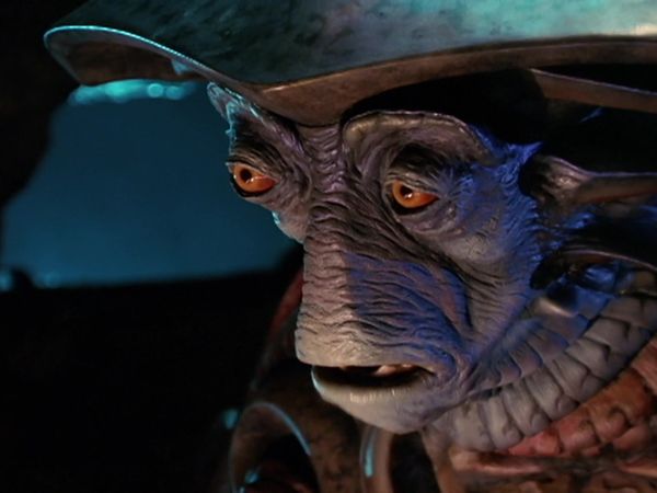 Farscape - Farscape: S3 E21 - Into The Lion's Den, Part 2: Wolf In Sheep's Clothing
