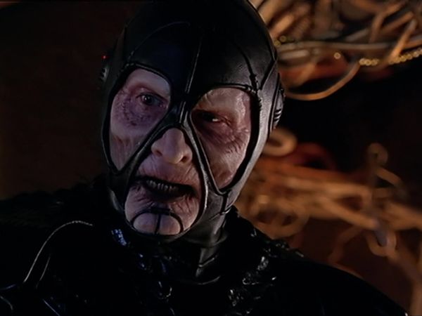 Farscape - Farscape: S4 E16 - Bringing Home The Beacon