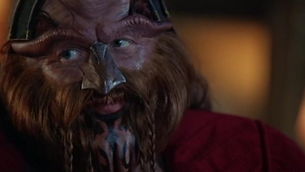 Farscape - Farscape: S4 E19 - We're So Screwed, Part 1: Fetal Attraction