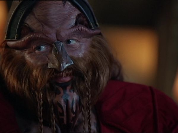 Farscape - Farscape: S4 E19 - We're So Screwed, Part 1: Fetal Attraction