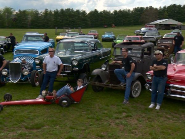 Mi Coche Clasico - Club de Autos de la Curva del Hombre Muerto