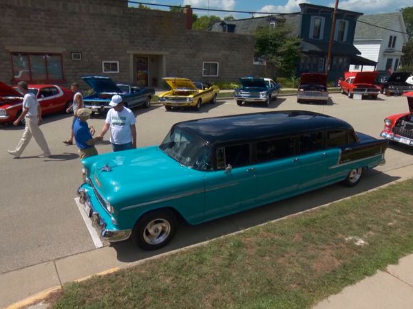 Mi Coche Clasico - Exposición de Coches de Verano Elkhorn
