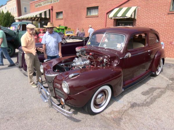 Mi Coche Clasico - Crucero a los Oldies