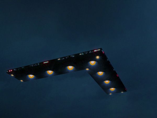 Craig Charles: UFO Conspiracies - Phoenix Lights